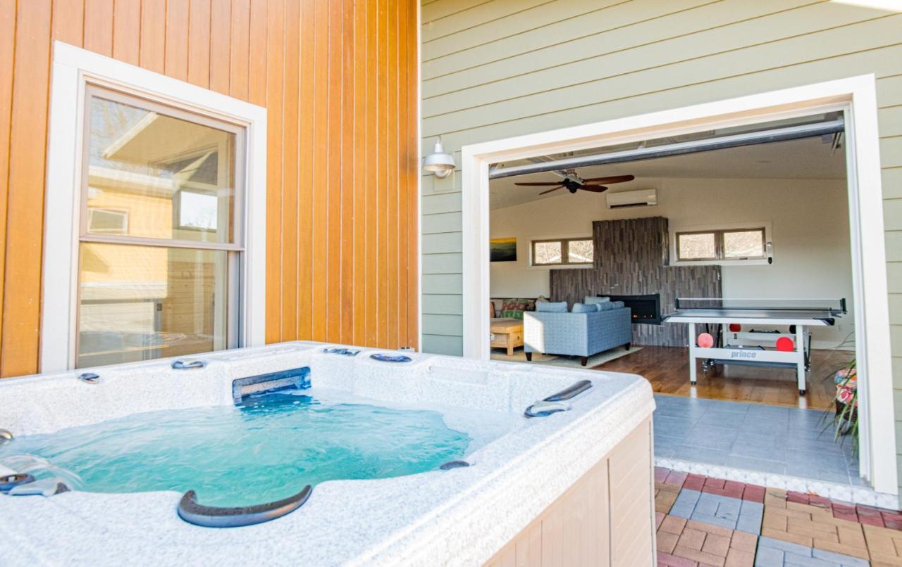 Upstream Penthouse Villa Asheville Bagian luar foto