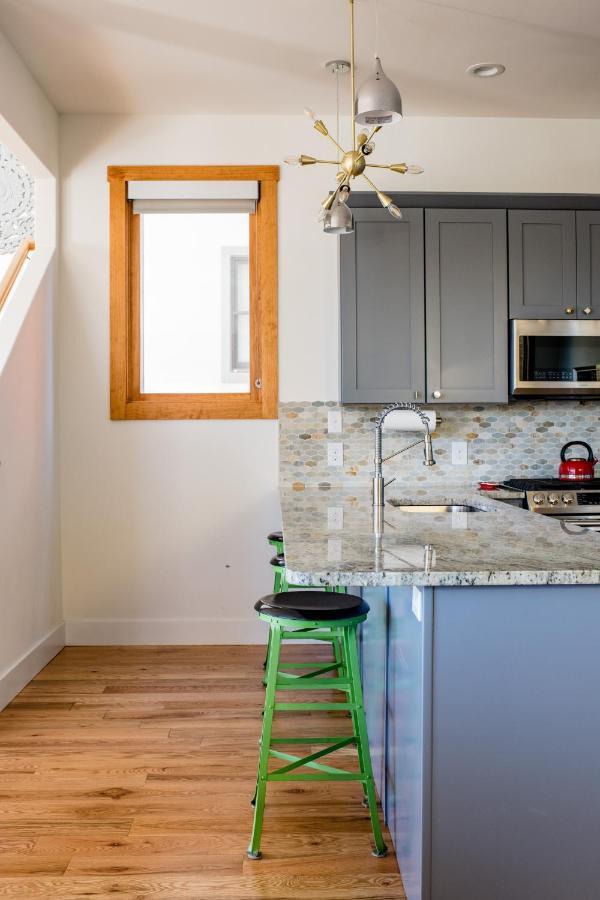 Upstream Penthouse Villa Asheville Bagian luar foto